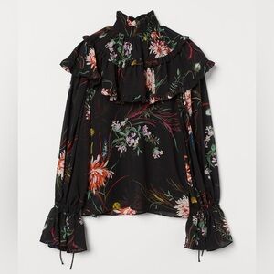 📣 SOLD 📣 H&M | Ruffle-trimmed Chiffon Blouse